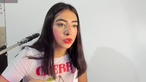 Snapshot of cherry_skinnyy_ chatting on 27, 7, 2026 cherry online show from 27, 7, 2026