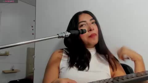 Snapshot of cherry_skinnyy_ chatting on 31, 7, 2026 cherry online show from 31, 7, 2026