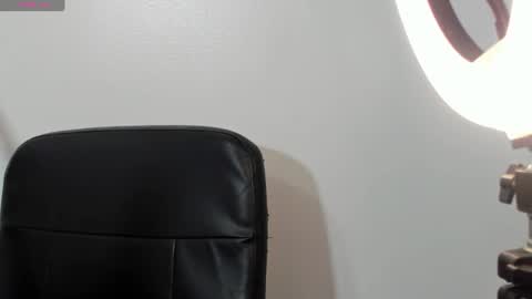 Snapshot of cherry_skinnyy_ chatting on 1, 8, 2026 cherry online show from 1, 8, 2026