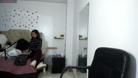 Snapshot of cherry_skinnyy_ chatting on 6, 8, 2026 cherry online show from 6, 8, 2026