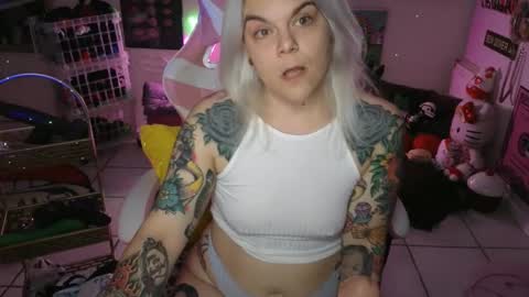 CherryBombBomb online show from 2, 12, 2024