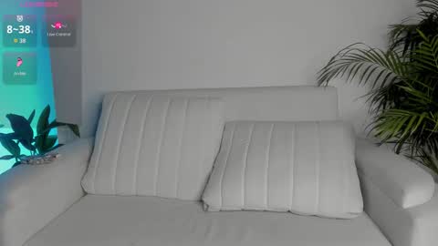 Snapshot of cherrybr_ chatting on 10, 10, 2025 Cherry Lady online show from 10, 10, 2025