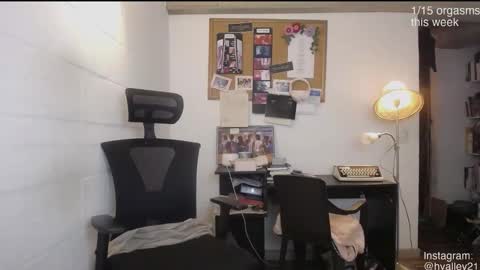 Snapshot of cherrybunny21 chatting on 9, 2, 2026 Sarah Prez online show from 9, 2, 2026