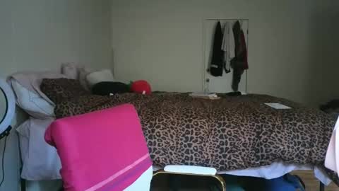 Miss Cherry online show from 12, 4, 2026