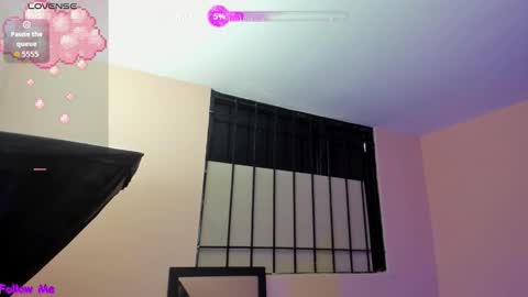 Snapshot of cherrycurvy_01 chatting on 2, 12, 2025 Sofia online show from 2, 12, 2025