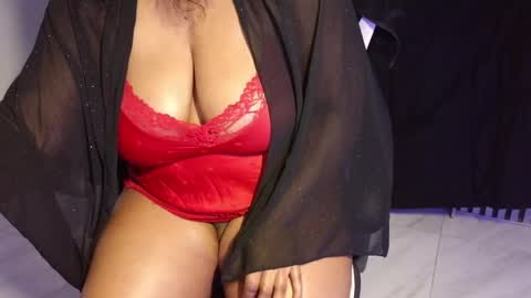 Snapshot of cherrygotmore chatting on 28, 4, 2026 Omega online show from 28, 4, 2026