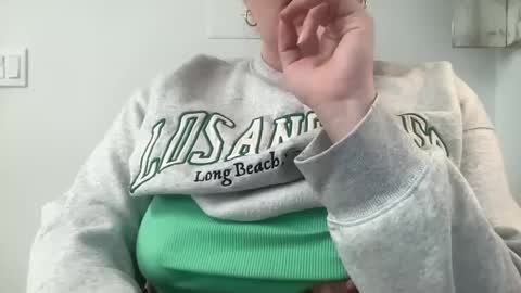 Snapshot of cherryjune chatting on 31, 1, 2025 CherryJune online show from 31, 1, 2025