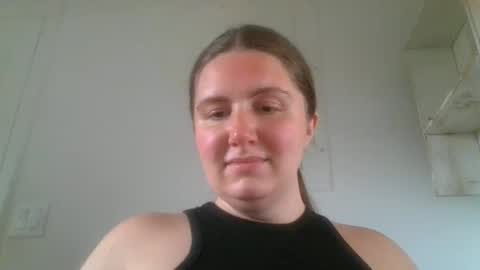 Snapshot of cherryjune chatting on 8, 9, 2025 CherryJune online show from 8, 9, 2025