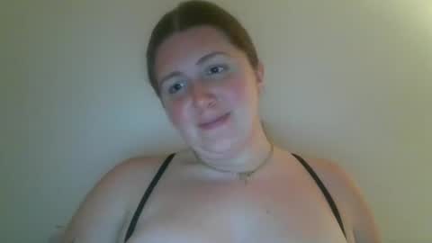 Snapshot of cherryjune chatting on 5, 10, 2025 CherryJune online show from 5, 10, 2025