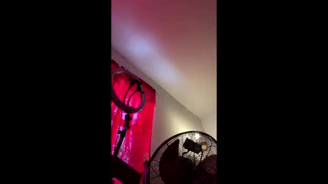 Snapshot of cherrykrack chatting on 19, 10, 2025 cherrykrack online show from 19, 10, 2025