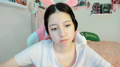 cherrycute666 online show from 10, 1, 2025