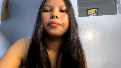 Snapshot of cherrynovax chatting on 17, 6, 2026 Bella online show from 17, 6, 2026
