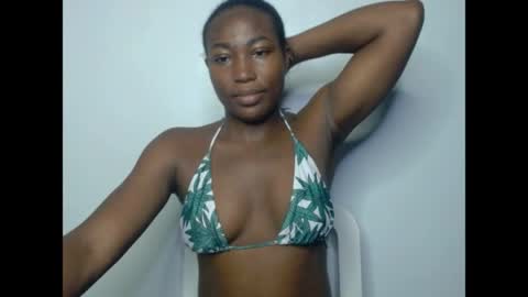 Snapshot of cherrywetpussy chatting on 28, 4, 2026 cherrywetpussy online show from 28, 4, 2026