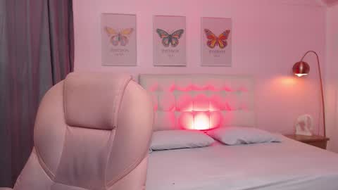 cherryy_summer online show from 10, 11, 2025