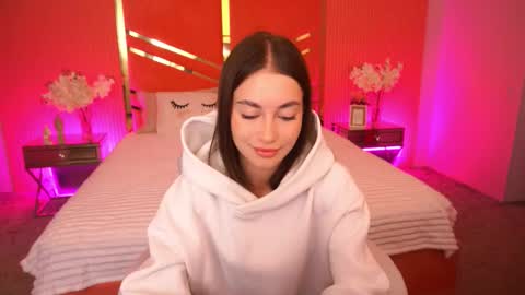 Snapshot of cherryylulu chatting on 7, 10, 2025 cherryylulu online show from 7, 10, 2025