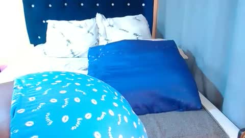 cherryyummy69 online show from 30, 11, 2025