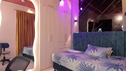 Snapshot of chery_hott chatting on 12, 9, 2025 Cherry Kathalina online show from 12, 9, 2025