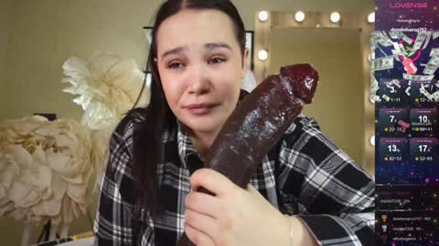 Snapshot of chery_lady22 chatting on 8, 1, 2025 Banny online show from 8, 1, 2025