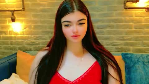 Chiara online show from 4, 3, 2026