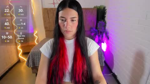 Chiara  online show from 13, 9, 2025