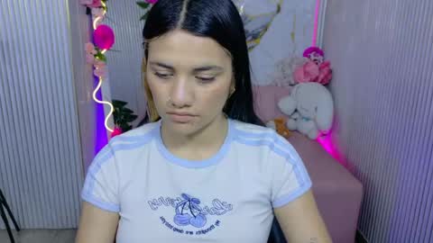 Snapshot of chiara_tay chatting on 1, 6, 2026 Chiara online show from 1, 6, 2026