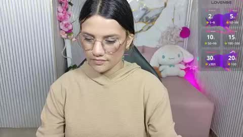Snapshot of chiara_tay chatting on 8, 6, 2026 Chiara online show from 8, 6, 2026