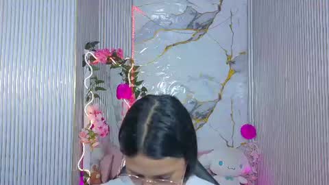 Snapshot of chiara_tay chatting on 9, 6, 2026 Chiara online show from 9, 6, 2026