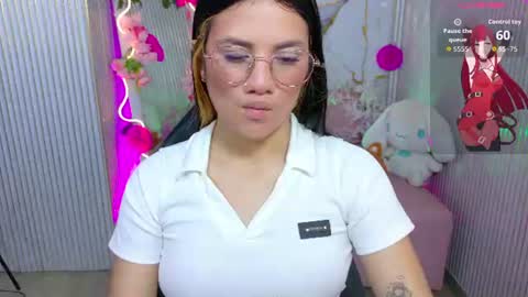 Snapshot of chiara_tay chatting on 25, 6, 2026 Chiara online show from 25, 6, 2026