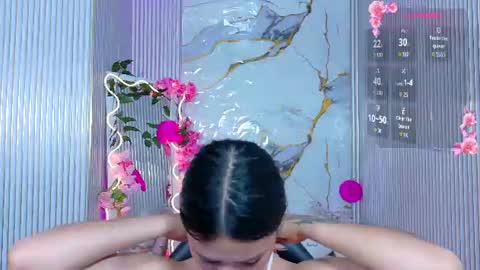 Snapshot of chiara_tay chatting on 4, 7, 2026 Chiara online show from 4, 7, 2026