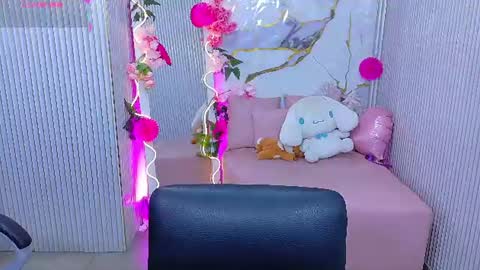 Snapshot of chiara_tay chatting on 10, 7, 2026 Chiara online show from 10, 7, 2026