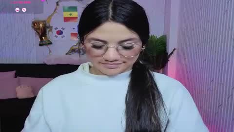 Snapshot of chiara_tay chatting on 13, 7, 2026 Chiara online show from 13, 7, 2026