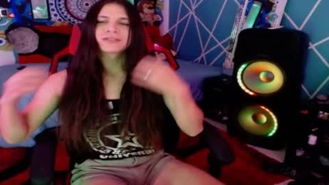 Snapshot of chico_explosivo chatting on 26, 10, 2025 chico_explosivo online show from 26, 10, 2025