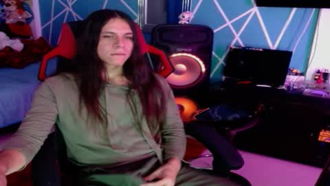 Snapshot of chico_explosivo chatting on 31, 10, 2025 chico_explosivo online show from 31, 10, 2025