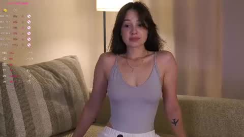 Snapshot of chillgirlll chatting on 27, 7, 2026 Nicole online show from 27, 7, 2026