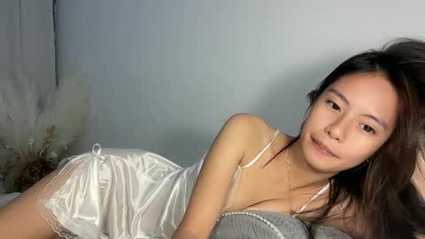 Snapshot of chinita_kai chatting on 18, 5, 2026 chenee online show from 18, 5, 2026
