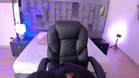 Chloe online show from 2, 3, 2025