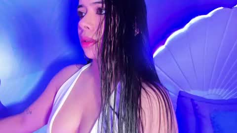 Snapshot of chloe_blowjob chatting on 25, 6, 2026 chloe_blowjob online show from 25, 6, 2026