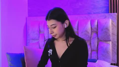 Snapshot of chloe_bluee_ chatting on 30, 4, 2026 chloe_bluee_ online show from 30, 4, 2026