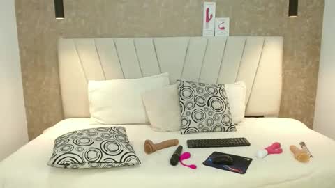 Abby 19 years online show from 22, 1, 2025