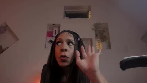 Snapshot of chloe_cooperr chatting on 28, 10, 2025 chloe_cooperr online show from 28, 10, 2025