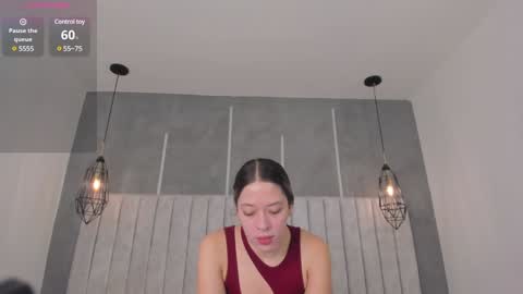 Chloe online show from 8, 2, 2025