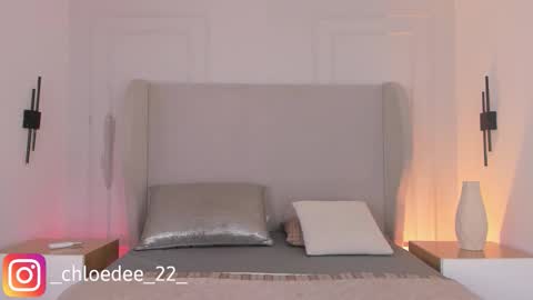 Chloe online show from 7, 1, 2026