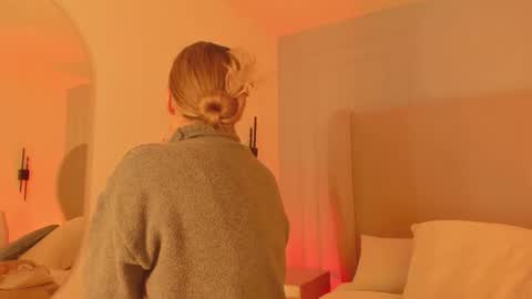 Chloe online show from 16, 3, 2026