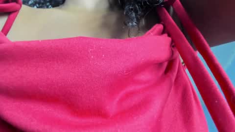 Snapshot of chloe_evans21 chatting on 22, 1, 2025 chloe online show from 22, 1, 2025