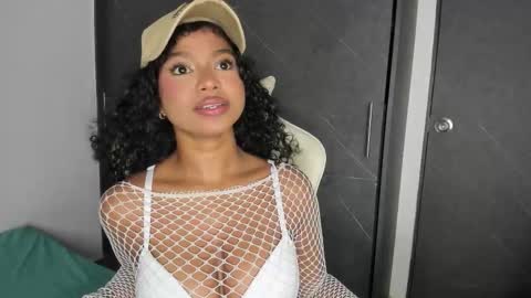 Snapshot of chloe_evans21 chatting on 15, 1, 2026 chloe online show from 15, 1, 2026