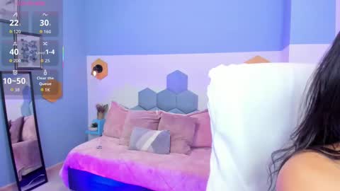 Snapshot of chloe_fischer chatting on 29, 9, 2025 Chloe online show from 29, 9, 2025