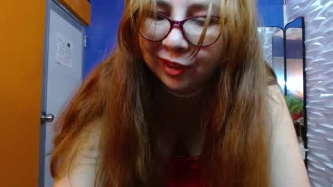 chloe_prg online show from 5, 3, 2025