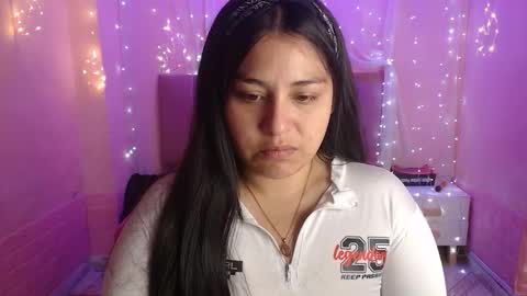 chloe_smith5 online show from 10, 10, 2025