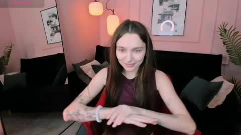 Snapshot of chloe_sunny chatting on 6, 6, 2026 Chloe online show from 6, 6, 2026