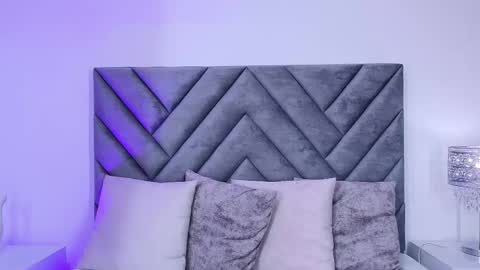 chloe_wilson7 online show from 12, 1, 2025